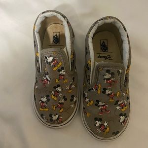 DISNEY CLASSIC VANS TODDLER 8